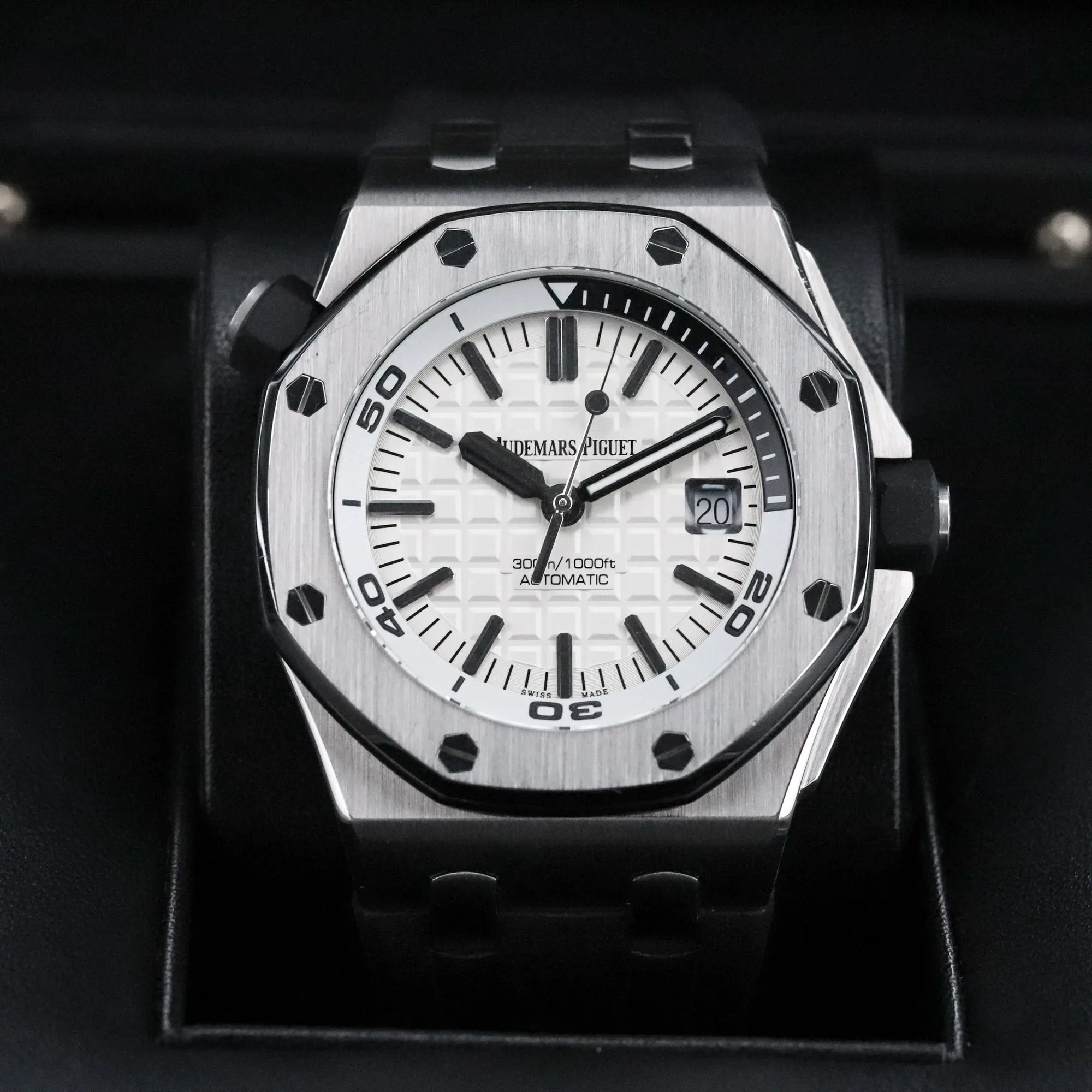Audemars Piguet Royal Oak Offshore Diver White Dial Steel