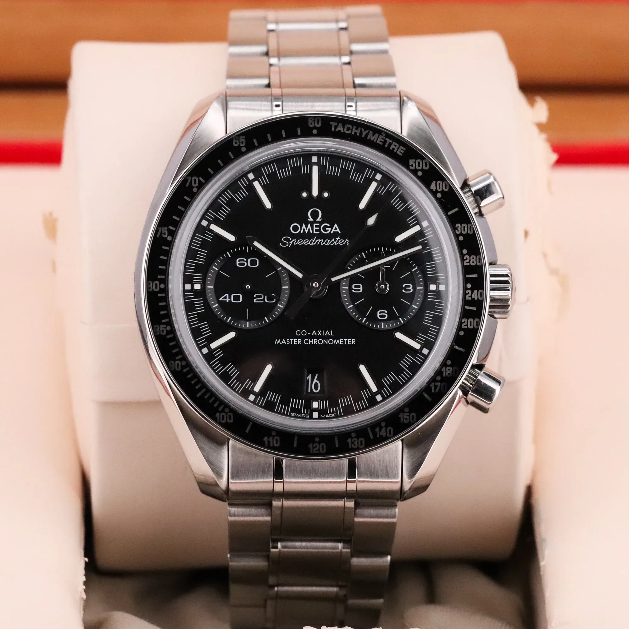 Omega Speedmaster Racing Master